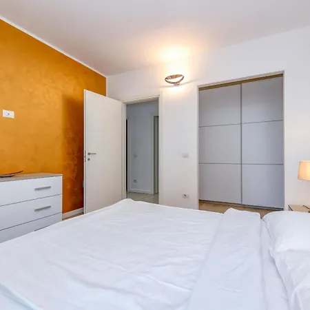 Apartment Diamante By Garda Gardone Riviera